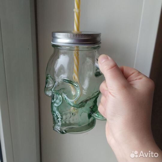 Кружка череп (стеклянная) с трубочкой