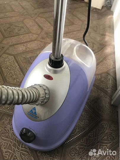 Отпариватель вертикальный