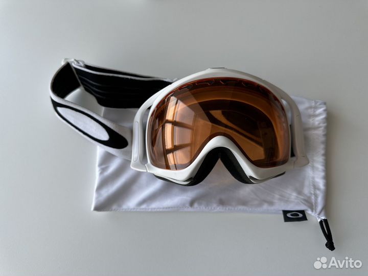 Горнолыжная маска Oakley