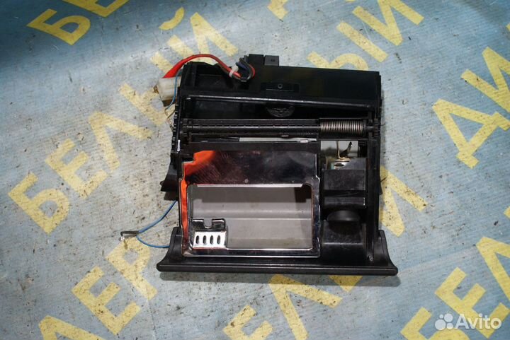 Пепельница audi A6 C5