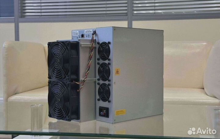 Antminer T21 190T