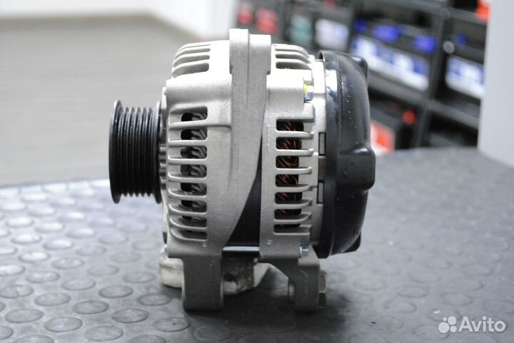 Генератор Toyota Sienna 3.3 V6 150А