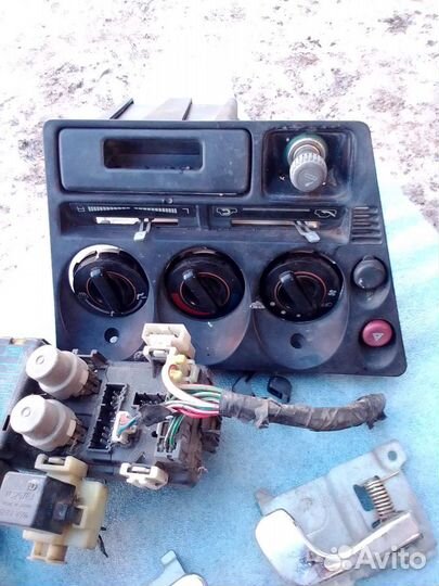 Запчасти на Мицубиси Галант 92 г