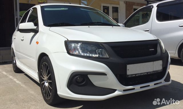 Бампер Гранта Razor 2190 передний в цвет