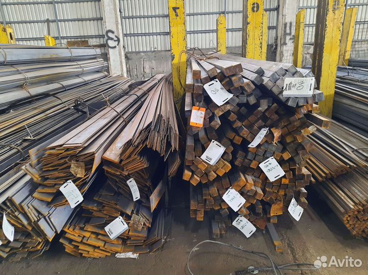 Квадрат стальной