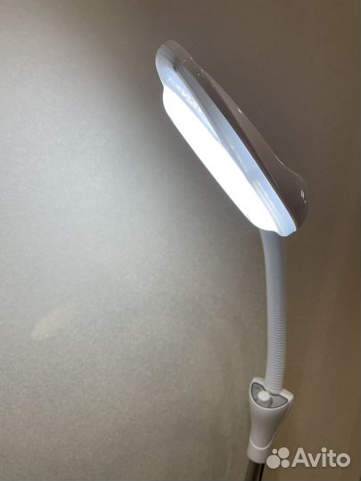 Лампа лупа напольная