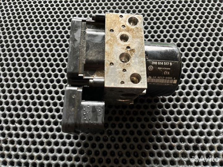 Блок ABS Volkswagen Amarok