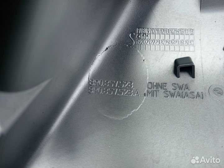 Накладка зеркала правая Audi Q5 8R Audi Q5 8R