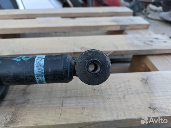 Mitsubishi ASX амортизатор задний