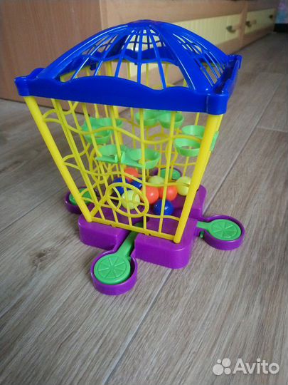 Игрушки пазлы и баскетбол