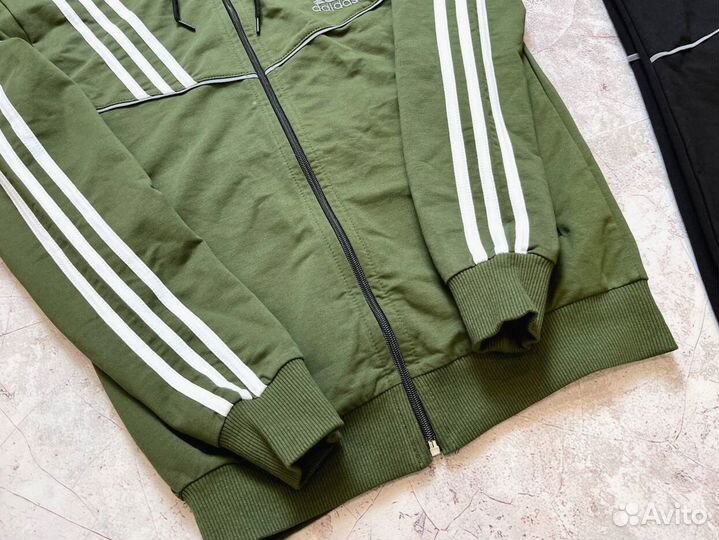 Спортивные костюмы Adidas