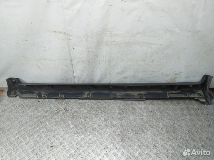 Накладка на порог правая Nissan X-Trail T32 MR20DD