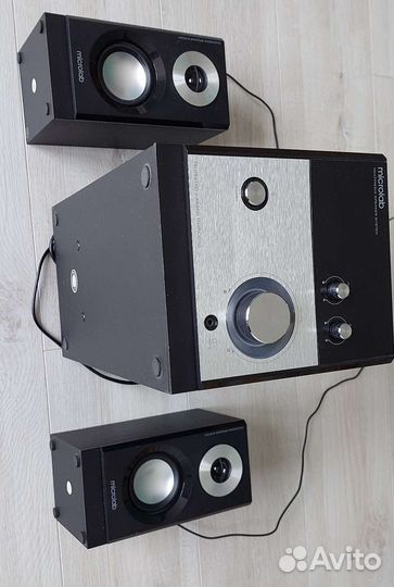 Акустические колонки. microlab M-880