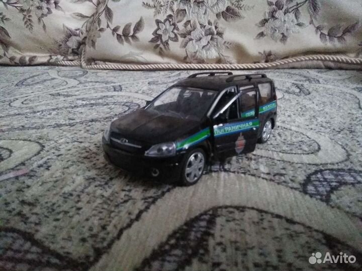 Модели автомобилей 1:32