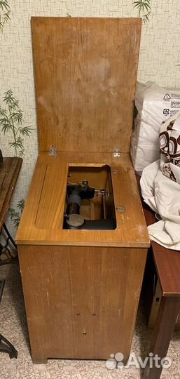 Швейная машинка