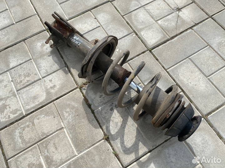 Стойка в сборе передняя правая Chevrolet Lacetti