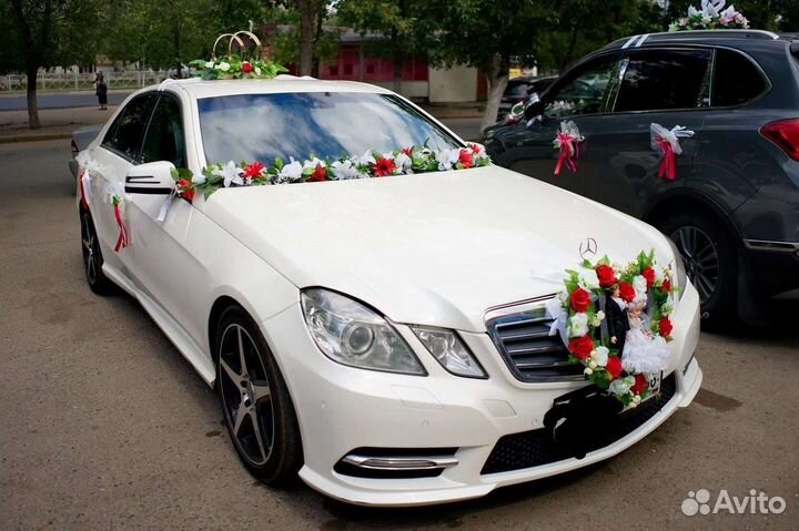 Кольца свадебные на машину