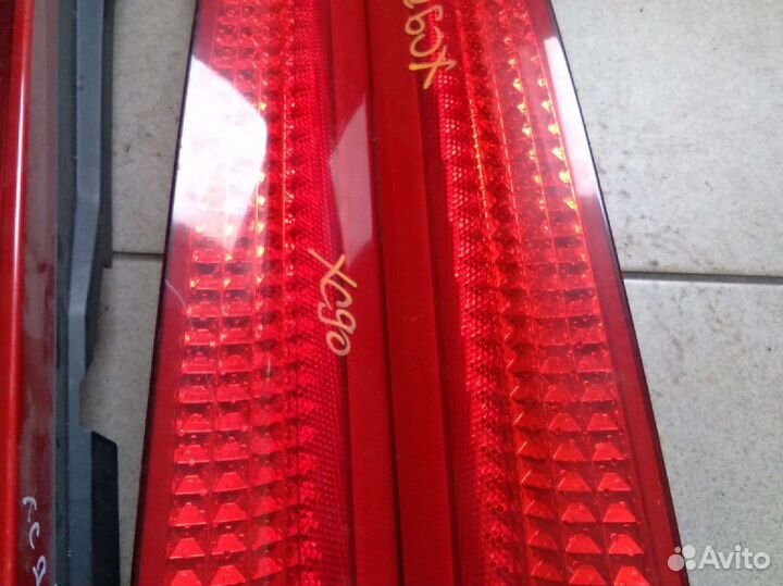 Фонарь задний верхний Volvo xc90