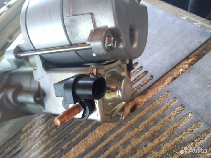 Стартер Крайслер Вояджер 2.4 EDZ