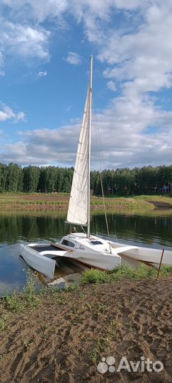 Круиз на яхте по Красноярскому морю