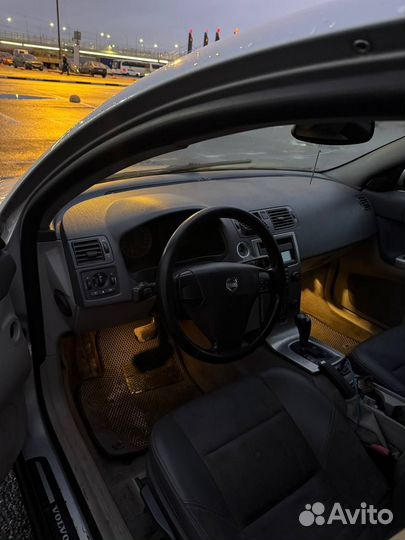 Volvo S40 2.4 AT, 2004, 250 100 км