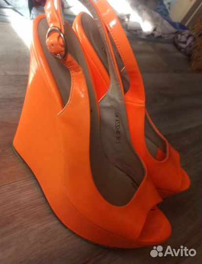 Обувь на платформе 38