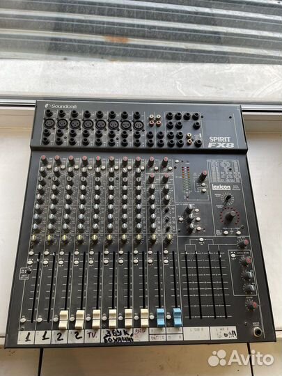 Микшерный пульт soundcraft spirit fx8