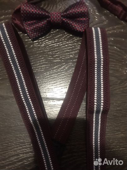 Бабочка и подтяжки