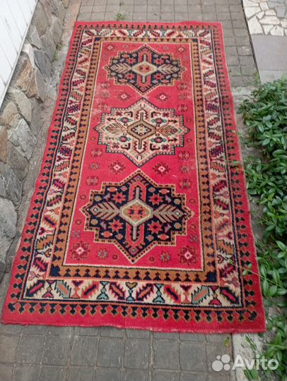 Ковёр 1.7м * 0.9м