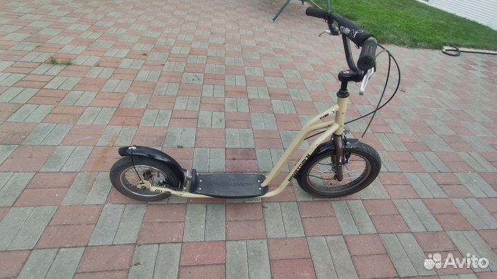 Самокат Novatrack City