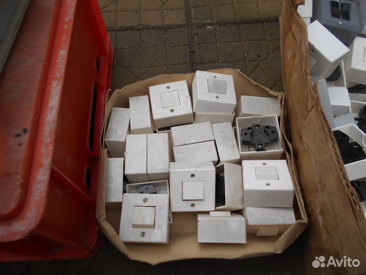 Выключатель