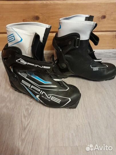 Лыжные ботинки Spine concept skate
