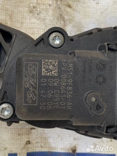 Педаль газа Форд Фокус 2