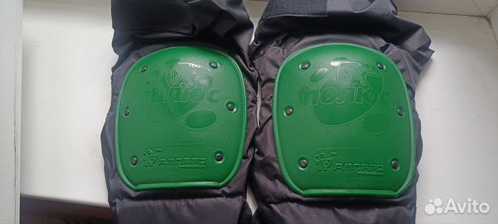 Наколенники