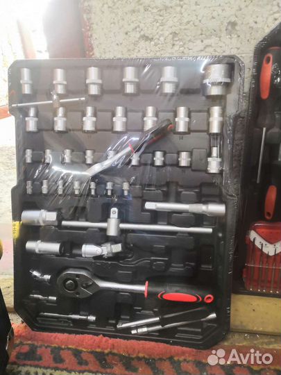 Продаю набор ключей