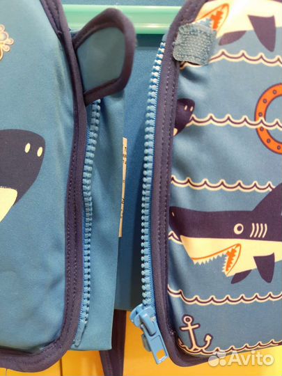 Жилет для плавания