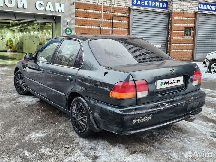 Honda Civic 1.6 AT, 1999, 330 000 км