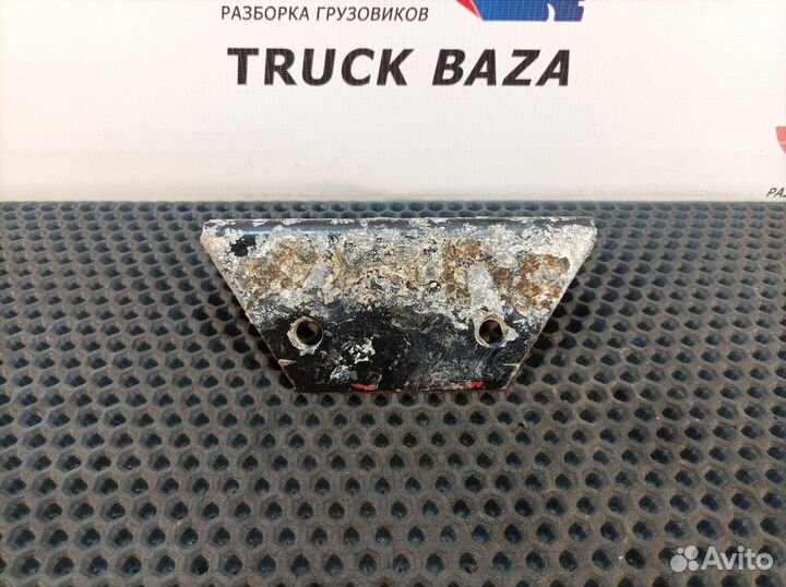 Кронштейн подушки передней заднего моста