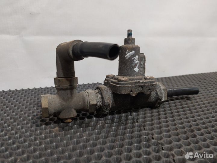 Клапан пневматический