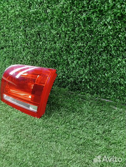 Фонарь задний правый в крышку рестайлинг VAG Audi