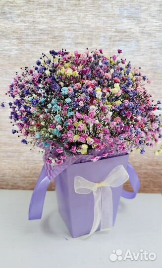 Букет из гипсофилы в коробке