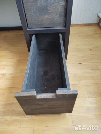 Стол письменный