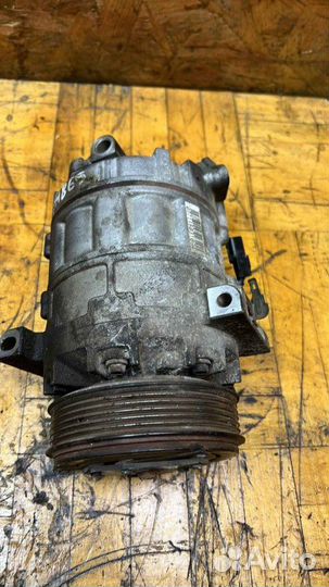 Компрессор кондиционера Nissan X-Trail T31