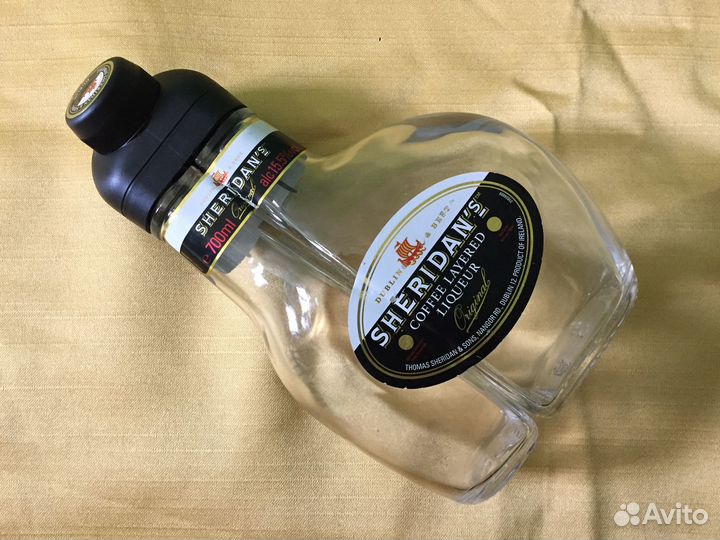 Двойная бутыль 0,7л от кофейного ликёра Sheridan's