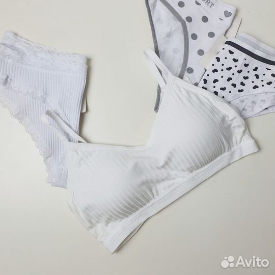 Мягкий топ в рубчик