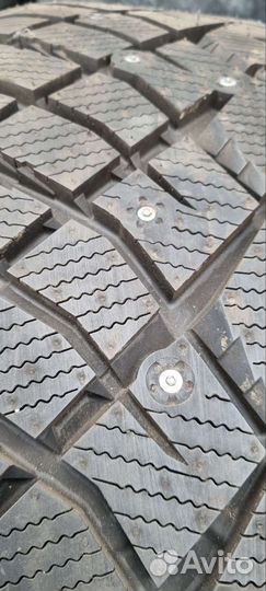 Nitto Therma Spike 255/55 R19