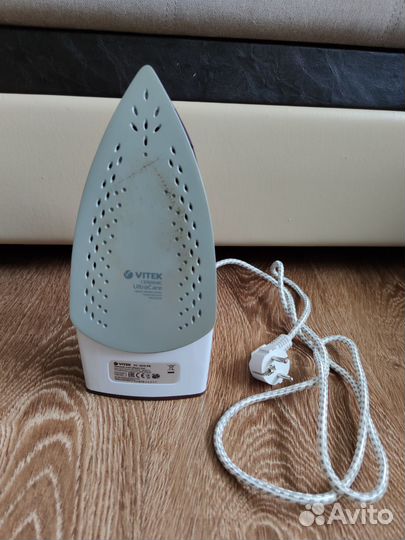 Утюг Vitek