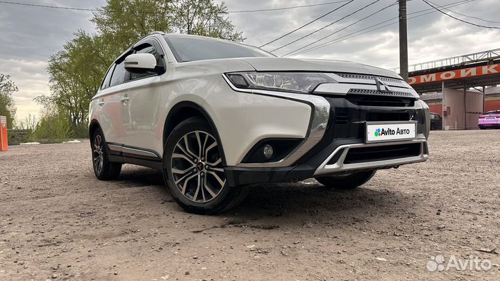 Mitsubishi Outlander 2.0 CVT, 2019, 49 050 км