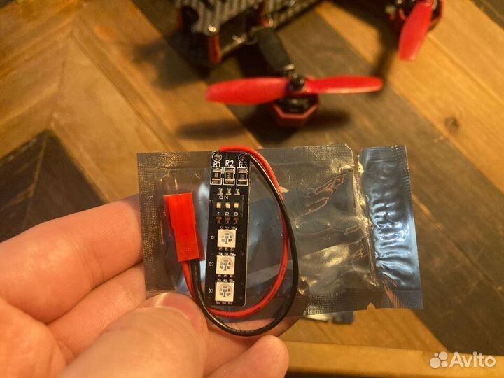 Гоночный квадрокоптер на раме emax