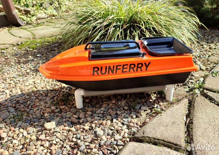 Прикормочный карповый кораблик Ранферри Atom